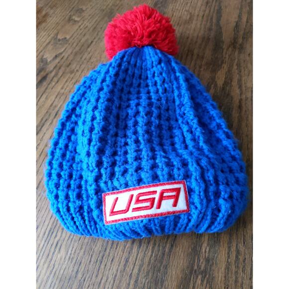 UNDER ARMOUR USA Blue Red Pom Beanie Hat Infrared Technology Patriotic Winter - Picture 1 of 5